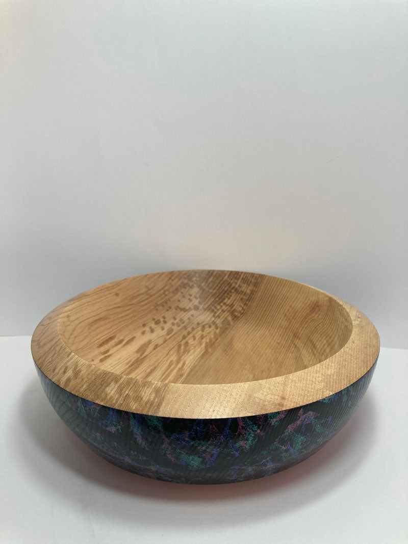 WIL004, Ash wood bowl with hand painted iridescent design