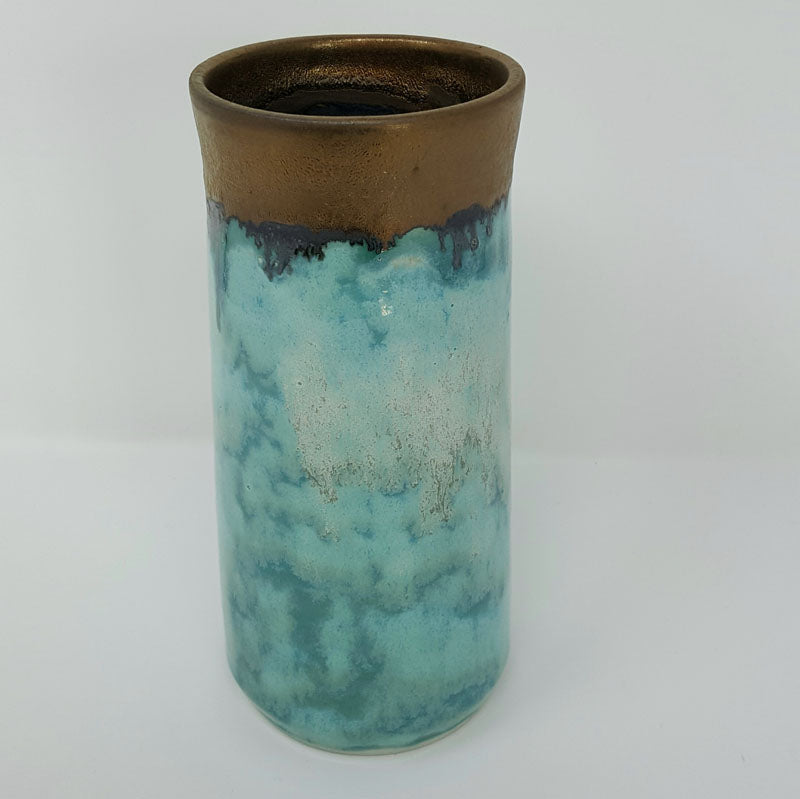 BRI052, Summer Clouds Vase